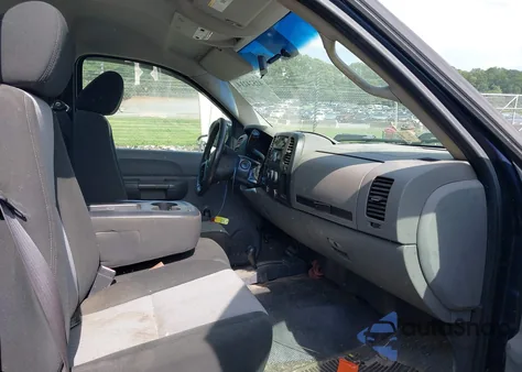 2009 Chevrolet Silverado 1500 Work Truck z USA, uszkodzony, nr VIN 1GCEK14029Z263681